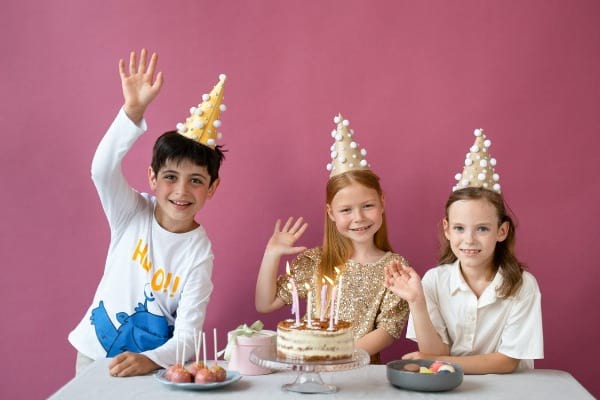 Zum 11. Geburtstag Glückwünsche in Reimen für Freunde